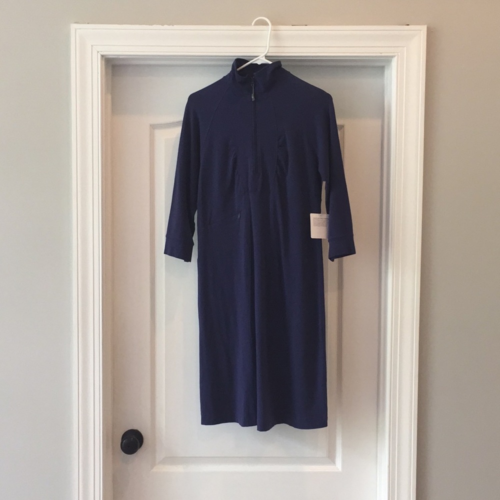 Women’s Medium Athleta Front Zip Dress